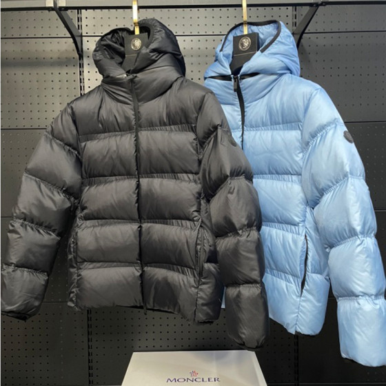 Moncler sz1-5 26yr293